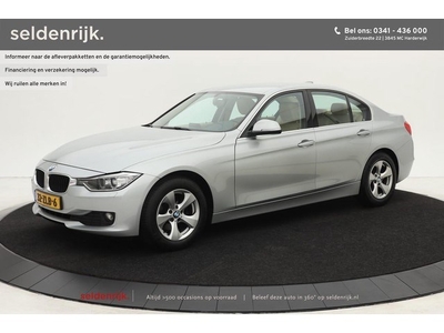 BMW 3 Serie 320i High Executive Xenon Navigatie