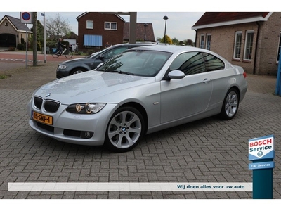 BMW 3-Serie 325I COUPE