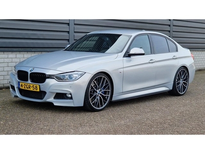 BMW 3-serie 328i 245PK M sport performance automaat leer