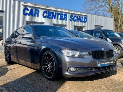 BMW 3 Serie 328i. LEDER, NAVI, SCHUIFDAK, CRUISE, CLIMA.