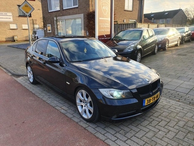 BMW 3-serie 330d High Executive automaat! NAVI LEER! PDC