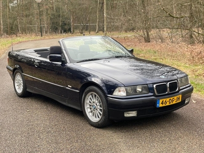 BMW 3 Serie Cabrio 318i Executive Airco, Cruise control