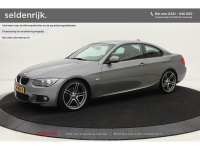 BMW 3 Serie Coupe 320i LCI M-sport Origineel NL Xenon