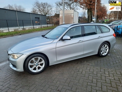 BMW 3-serie Touring 328i Upgrade Edition