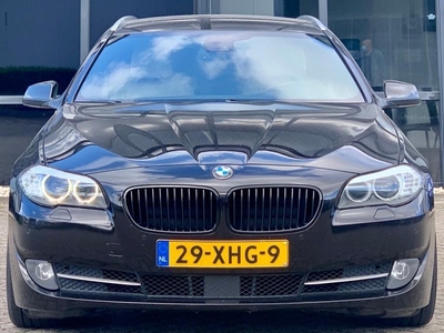 BMW 5-serie 520d Touring High Executive 220PK HEAD UP/