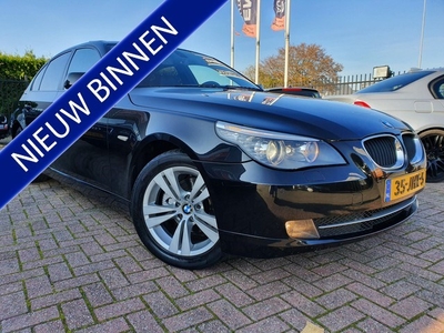 BMW 5 Serie 520i High Executive Half leer zwart/navi