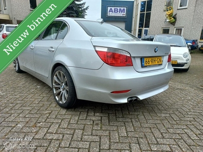 BMW 523i E60, 6 bak, mooie auto, boekjes, 19