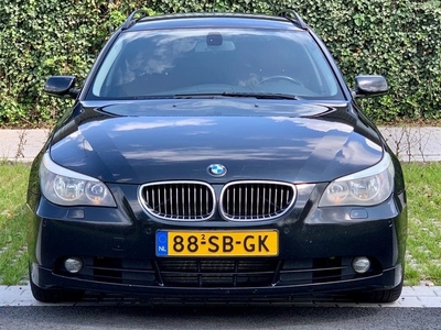 BMW 5-serie 525D Touring LEER/NAVI/AU GERESERVEERD