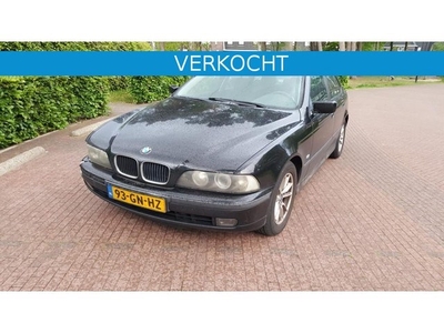 BMW 5-serie 5ER REIHE; 525D SEDAN AUT.