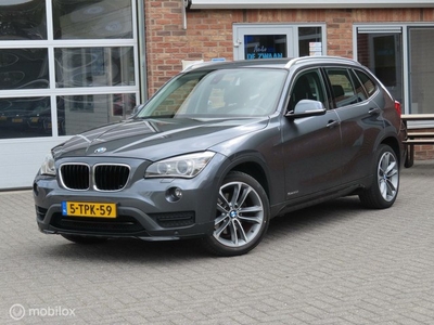 BMW X1 sDrive20i Sport-Line, Executive, Automaat, 18 Inch