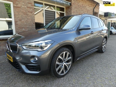 BMW X1 XDrive20i M Sport Automaat / Panoramdak / Head Up