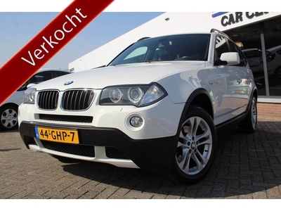 BMW X3 2.0d Executive. XENON_PANO_NAVI_PDC V+A_N.A.P.