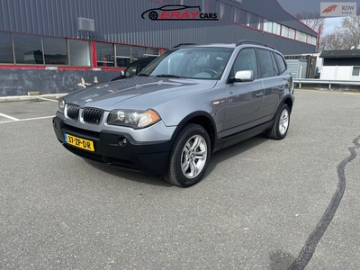 BMW X3 3.0i Executive / Youngtimer / Leder / Panoramadak /