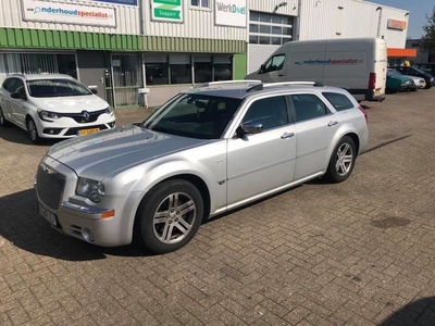 Chrysler 300C Touring 3.0 V6 CRD