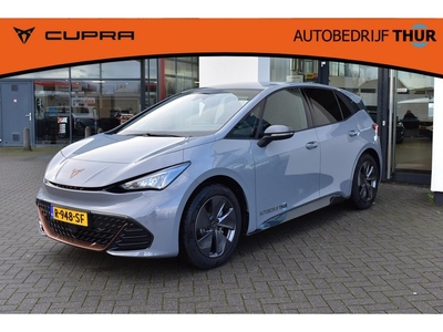 CUPRA Born Essential 62 kWh 204PK / 150kW, Parkeersensoren