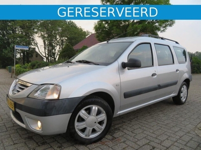 Dacia Logan 1.4i Lauréate met Airco & Nieuwe APK !