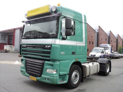 DAF XF 105.460 pk space cab (bj 2012)