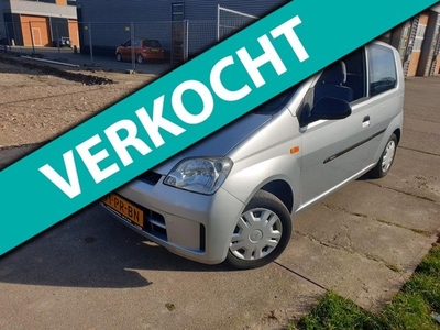 Daihatsu Cuore 1.0-12V STUURBEKRACHTIGING. APK 18-05-2023