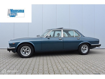 Daimler Double Six 5.3 V12 1981 Blauw Origineel NL