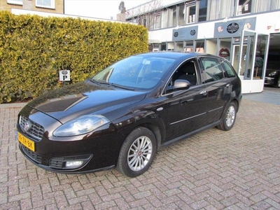 Fiat Croma 2.2 16V AUT (2008)