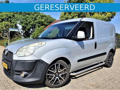 Fiat Doblò 1.4i Benzine met Airco, Navi, Trekhaak, PDC, Etc.