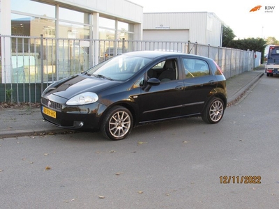 Fiat Grande Punto 1.4-16V turbo,5-deurs,airco