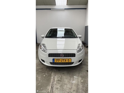 Fiat Punto 1.2 Airco Dealer onderhouden 1jr APK NAP