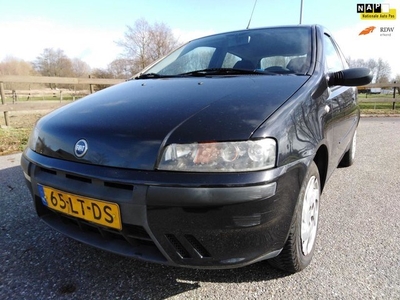 Fiat Punto 1.2 Dynamic APK tot 06-04-2019 KAN MET NWE APK