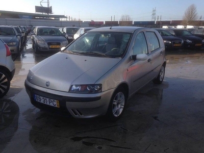 Fiat Punto 1.9 D (2000)