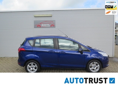 Ford B-Max 1.0 EcoBoost Titanium,deze ford zit full opties.