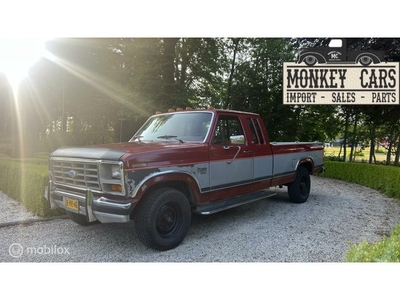 Ford F250 Diesel 1985 6 Persoons NWE APK!