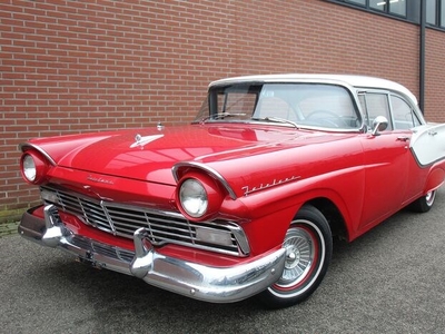 Ford - Fairlane - 1957