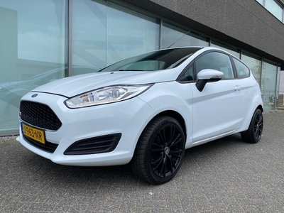 Ford Fiesta 1.25 AIRCO BJ 12-2017 APK 4-2024