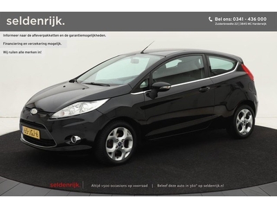 Ford Fiesta 1.25 Titanium Airco Lichtmetalen velgen