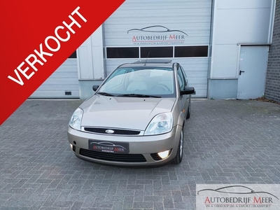 Ford Fiesta 1.4-16V Ghia AUT AIRCO APK 4 ZGAN BANDEN