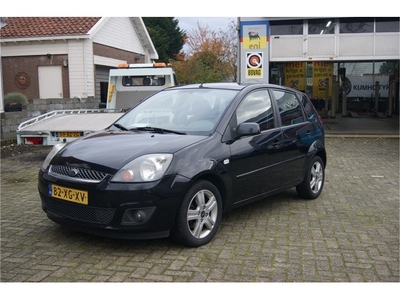 Ford Fiesta 1.6-16V Futura (bj 2007)