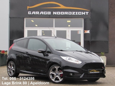 Ford Fiesta 1.6 ST2 182PK NAVIGATIEKEYLESS