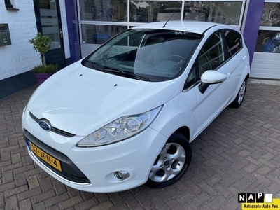 Ford Fiesta 1.6 Titanium * AIRCO * LEDER *