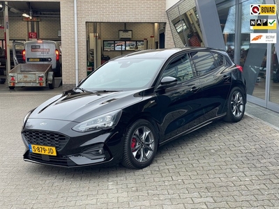 Ford Focus 1.0 EcoBoost st-line navi adaptief cruise camera