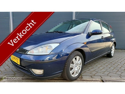 Ford Focus 1.6-16V Futura 5-DRS AIRCO LEDER BEKL.