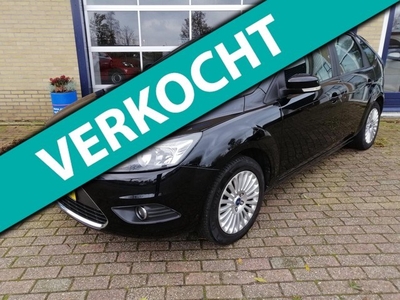 Ford Focus 1.6 Titanium Voorruitverwarming!! Navigatie!!