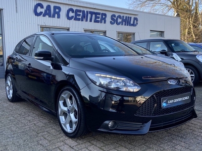 Ford Focus 2.0 ST HALF/LEDER, CRUISE, ECC/AIRCO (bj 2014)