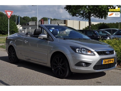 Ford Focus Coupé-Cabriolet 2.0i 16v AUTOMAAT LIMITED/CLIMA