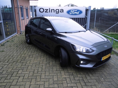 Ford Focus EcoBoost ST Line-Panoramadak-sportpakket-cruise