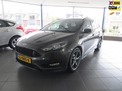 Ford Focus Wagon 1.0 ST-Line