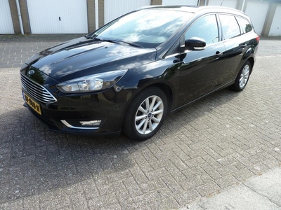 Ford Focus Wagon 1.0 Titanium