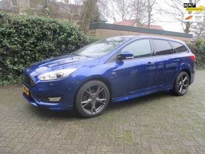 Ford Focus Wagon 1.5 Turbo ecoboost ST LINE 180pk Xenon