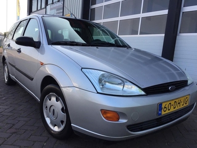 Ford Focus Wagon 1.6-16V Ghia BJ1999 AIRCO EXPORT