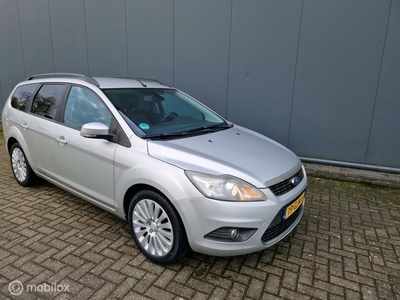 Ford Focus Wagon 1.6 Titanium