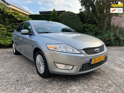 Ford Mondeo 2.0-16V Limited, Navi, ECC, PDC, NAP, Zeer